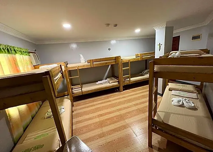 Ging Ging Tourist Hotel 2*